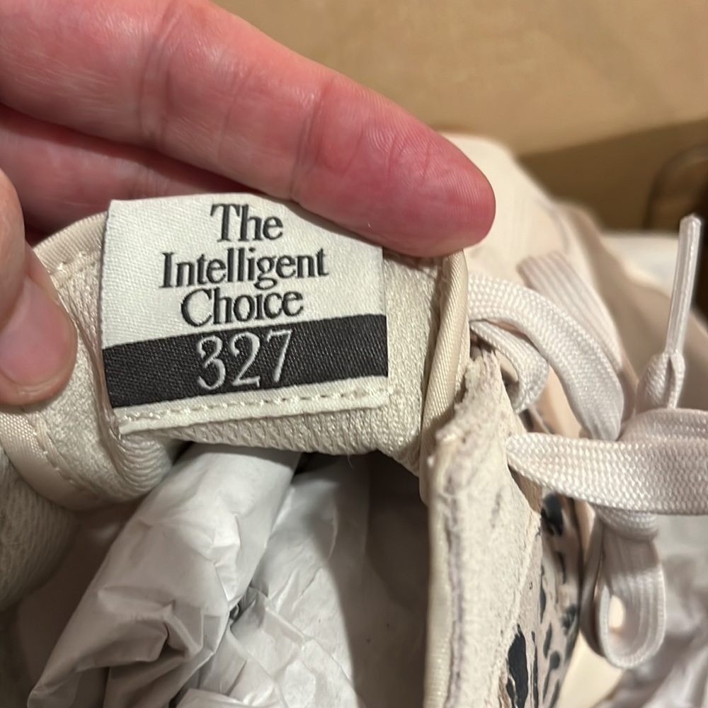 New Balance 327 Trainers. Sea Salt Grey Leopard - Picture 6 of 6